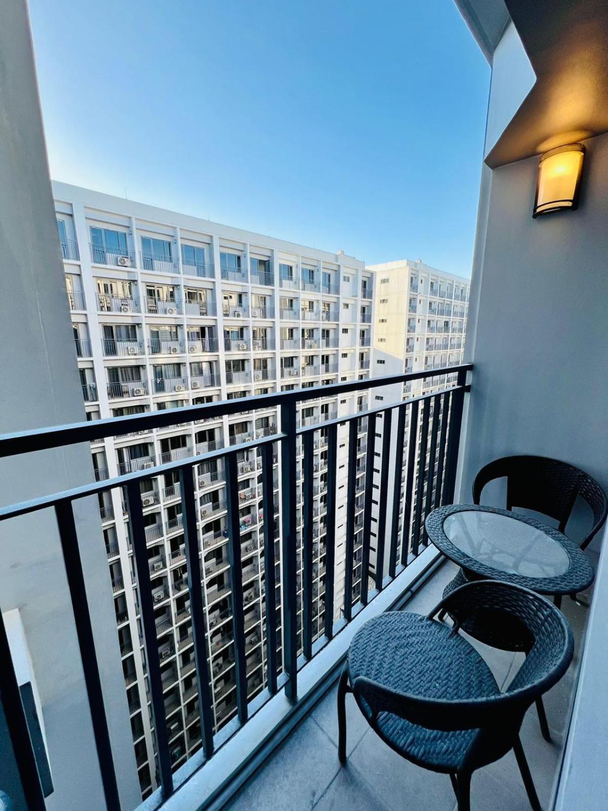 Shore 2 Residences Tower 2 Pasay Exterior foto